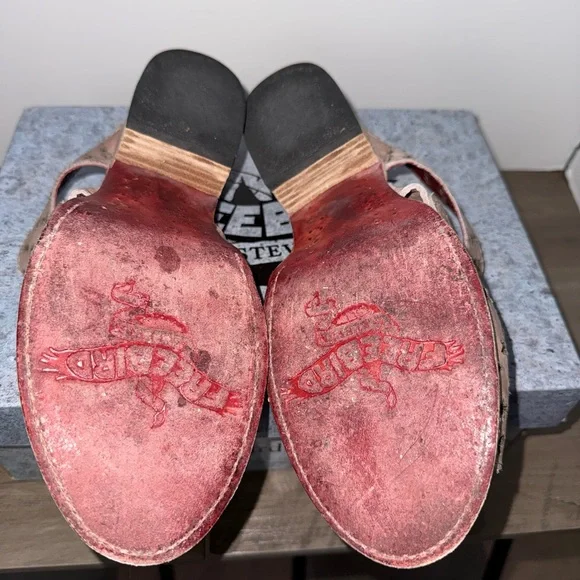 Freebird by Steven Pink Cut-Out Sandals - Picture 8 of 11